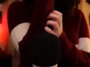 • Cute Sweater Scratching • 10/16