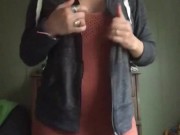 قحبة عراقية تتعرى وتصور لحبيبها / Arabic girl recording video for her BF 2/16