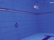 Elena Proklova shows how sexy can one be alone in the pool 3/16