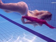 Elena Proklova shows how sexy can one be alone in the pool 9/16