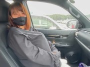 女子大生が彼シャツワンピースでノーパン買い物デート♡ホテルまで我慢できずにそのまま野外カーセックスで大量中出し♡RYO＆YUU♡素人カップル/パイパン/美少女/10代/野外露出/スタイル抜群/スマホ 1/16