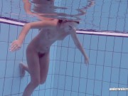 Underwater erotics with Lucy Gurchenko 15/16