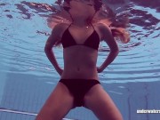 Underwater erotics with Lucy Gurchenko 5/16