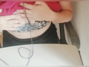 【人妻チャットオナニー】最後は触ってないのに画面越しで舐められていっちゃう敏感な奥さん。【ブログ見てね♪】 2/16