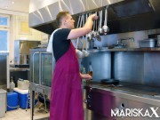 MARISKAX Don's in the kitchen making a Mariska creampie 1/16