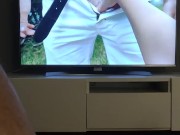 Mi sorprende a masturbarmi e mi da una mano 2/16