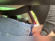 (sexe public risqué amateur) Levrette en voiture au bord de la route 9/16