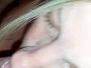 milf avaleuse de sperme bien épais 14/16