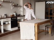 DOEGIRLS - Naughty Babe Mary Rock Hot Clit And Pussy Rubbing In The Kitchen 1/16