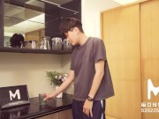 【国产】麻豆传媒作品/三个姐妹破我处/免费观看 3/16