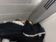 Шоппинг в торговом центре неожиданно закончился минетом в примерочной. 15/16