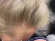 Шоппинг в торговом центре неожиданно закончился минетом в примерочной. 5/16