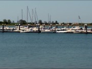 public flashing upscirt on the street 1/16