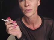 Kiki Deez Pulls A Sharon Stone While Smoking 10/16