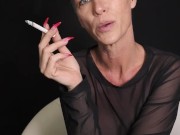 Kiki Deez Pulls A Sharon Stone While Smoking 8/16