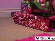 Blonde Britney dildos her asshole 16/16