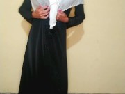 Busty chechen girl in hijab gets fun and bursts a balloons with high heels 1/16