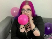 Deutsche Gothic BBW mit Luftballons - Looner Fetish, Blow to Pop, non pop... Trailer Teaser 16/16