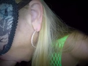 Lekker moedertje in haar keeltje geneukt en vol in haar gezichtje gespoten en slikt alles 6/16