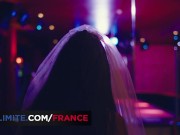 Romantic sex with gorgeous busty babe Mariska 3/16