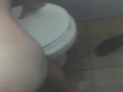  BAÑANDOSE y termina dandome una mamada 14/16