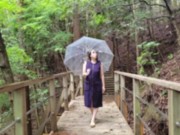 【人妻の露出散歩】雨の公園で全裸で散歩オナニー【後編】 1/16