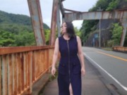 【人妻の露出散歩】雨の公園で全裸で散歩オナニー【後編】 15/16