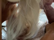 Ma belle-sœur blonde timide se prend une éjac dans la bouche et continue de me sucer 8/16