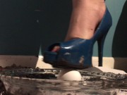 Sexy Girl with Lovely Feet TRAMPLES, SPLOSHES Her Cookies! 1/16