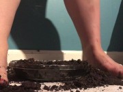 Sexy Girl with Lovely Feet TRAMPLES, SPLOSHES Her Cookies! 10/16