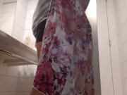 Секс двух незнакомок в туалете - lesbian_illusion 2/16