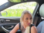 Notgeile Teen Parkplatz Schlampe lässt sich von Unbekannten hart ficken 3/16