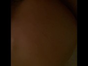 Milf continua a godere dopo il suo primo orgasmo anale 1/16