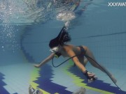 Nude swimming pool casting of Adeline Gauthier with a lesbian 3/16