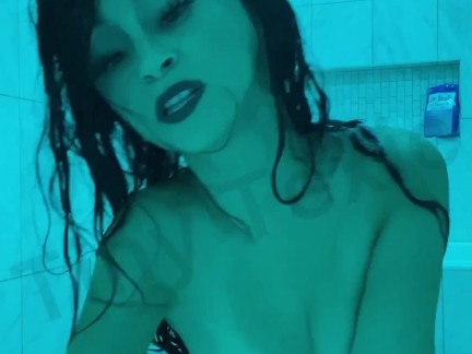 WATCH TINY TEXIE GET SOAKING WET IN THE SHOWER