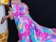 Давлюсь от глубокой глотки, ведь его член огромный 14/16