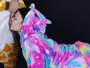 Давлюсь от глубокой глотки, ведь его член огромный 15/16