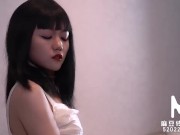 【国产】麻豆传媒作品/MMZ-022-绿茶空姐浪荡心机/免费观看 3/16