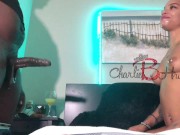 throat vs Xbox for my Webcam room 14/16