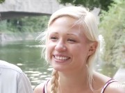 Gebürtige Berlinerin fickt mit ihrer Freundin aus HH 10/16