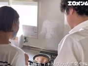 【元祖エロメンムーミン】シリーズ６　美人パティシエにパンケーキ作ってもらったお礼にソファーSEX。スレンダーな身体が手マンで濡れ濡れに。　素人/手マン/立ちバック/フェラ/騎乗位/美人/パティシエ/A 4/16