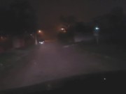 A dama de branco da encruzilhada levou uma madeirada que até caiu ! 1/16