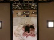 【個人撮影】旅館風ラブホテルの天井鏡を使って素人色白彼女と俯瞰中出しセックス- Creampie sex with an amateur Japanese using a ceiling mirror 14/16