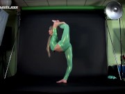 Babe Nebaskowa shows nude gymnastics 3/16