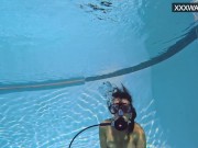 Enjoy this juicy babe Lana with toys in the pool 14/16