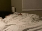 【個人撮影】四国旅行前夜に寝坊覚悟で美人彼女と濃厚セックス！バックでの高速ピストンに喘ぎ狂う彼女がエロすぎる。素人日本人カップル/ハメ撮り/POV 2/16