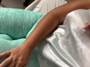 Convenzo a mi hermanastra de mamarme la verga por $10 dolares 3/16