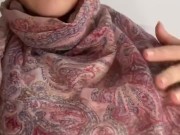 Arab giving female anatomy lessons using her vagina as a sample if you want to see the full video su 2/16