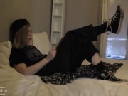 Skater Girl Gets Horny and Rides Hard 3/16