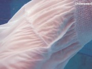 Lonely hot girlfriend Diana Zelenkina in the Czech swimming pool 14/16